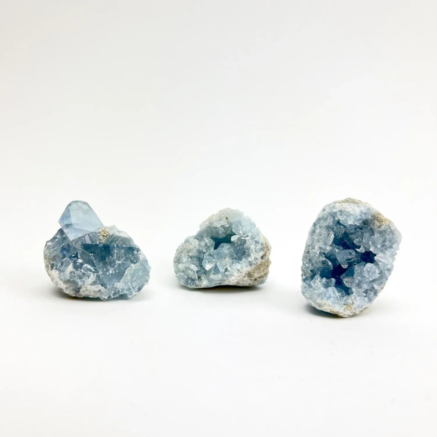 Celestite Tiny Chunks 30-40mm (Madagascar)