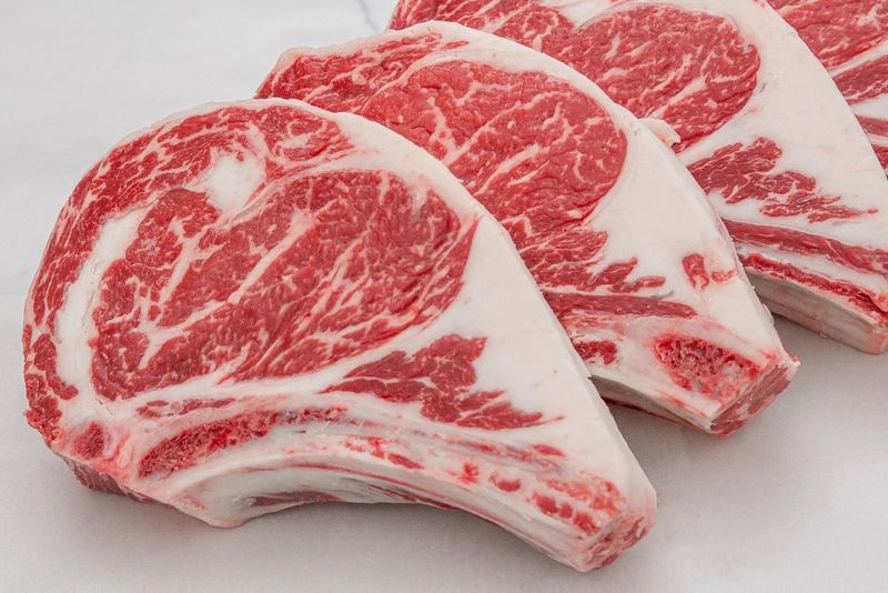 Bone-In Ribeye (18oz)