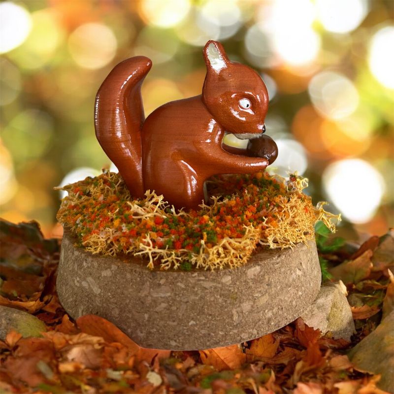 Ecureuil sous cloche