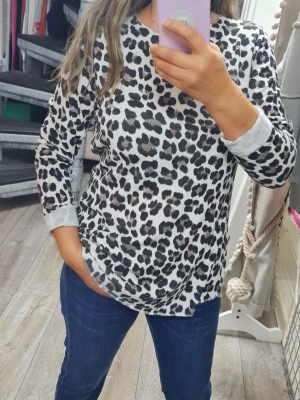 Langarm Shirt Leo Leopard Ripp