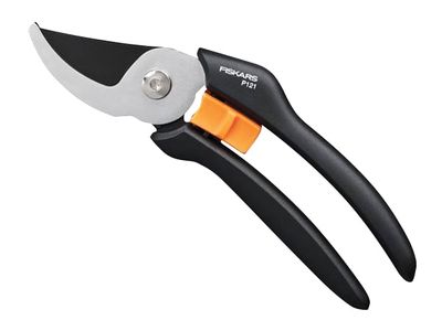 Fiskars FSK1057160 P121 Solid™ Bypass Pruner