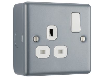 Masterplug MSTMC521 Metal Clad Switched Socket 1-Gang 13A