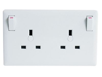 Dencon DCN4449 1G to 2G Converter Socket