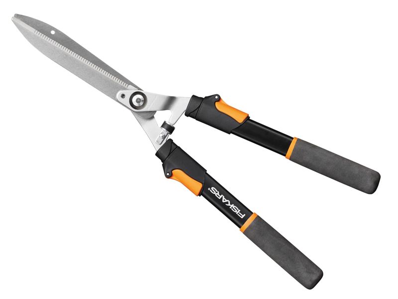 Fiskars FSK1027527 Solid™ Telescopic Hedge Shears