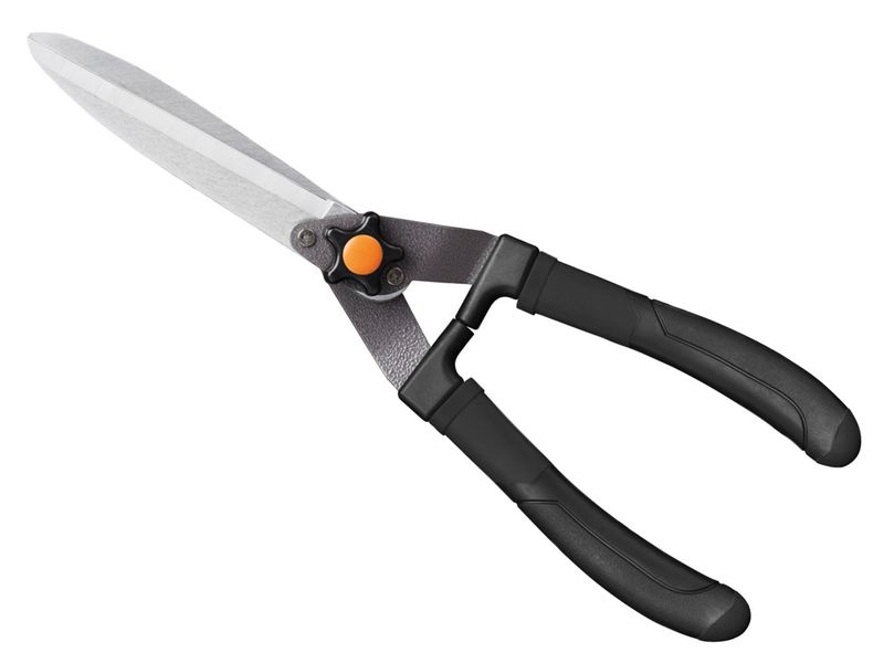 Fiskars FSK1027529 Solid™ Trimming Hedge Shears