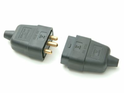 SMJ SMJRC3PBC Black Plug &amp; Socket 10A 3-Pin
