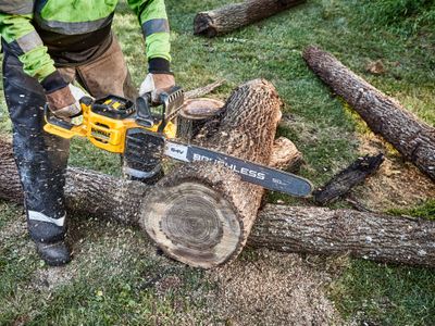 DEWALT DEWDCMCS575X DCMCS575X XR FlexVolt Chainsaw 50cm Bar 54V 1 x 3.0Ah Li-ion