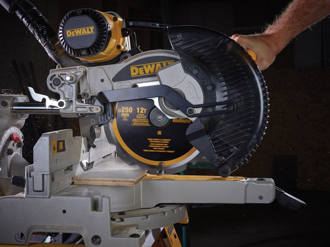 DEWALT DEWDT1474QZ Extreme PCD Fibre Cement Saw Blade 250 x 30mm x 12T