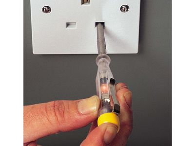 STANLEY STA066121 FatMax VDE Insulated Voltage Tester