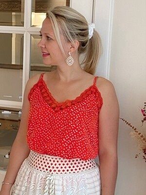 Red/orange top