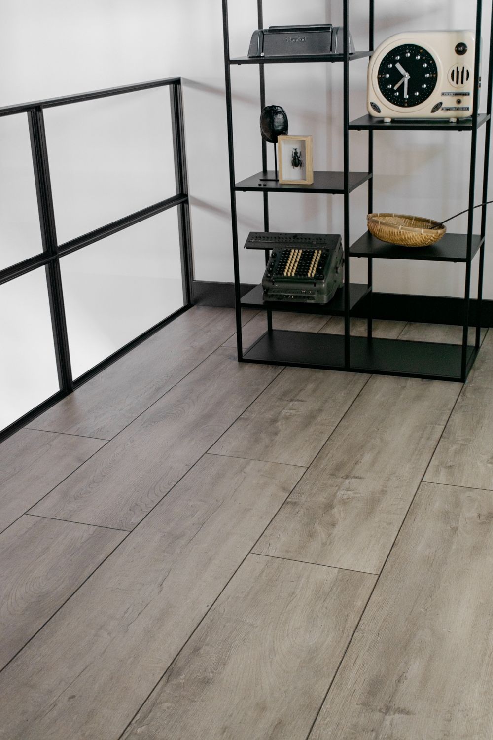 Mammoet 4985 Oriental oak Grey