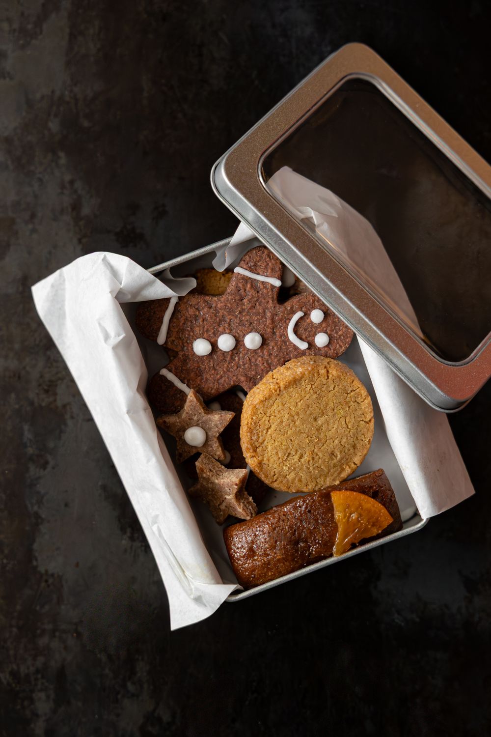 Boite de petits gateaux de noël