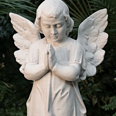 33011 Angel of Grace