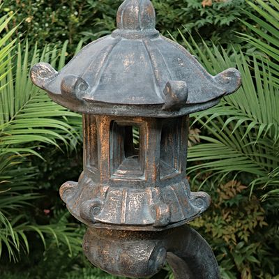 39003 Lg. Curved Pagoda