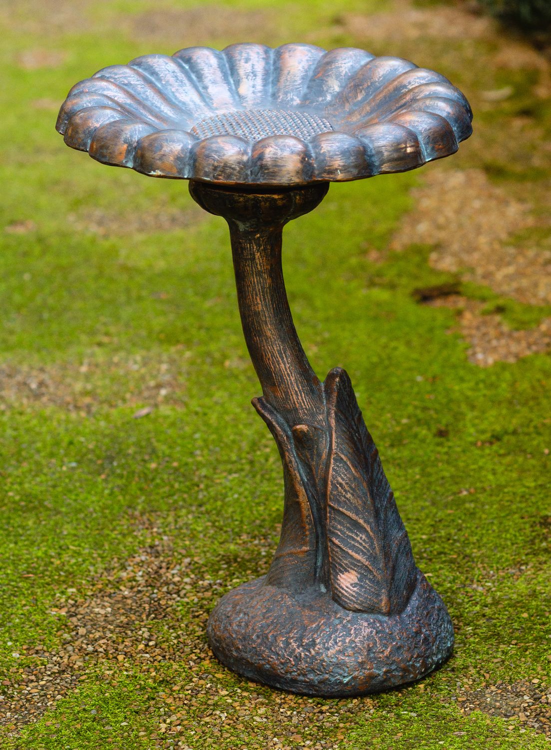 68047 Curved Daisy Bath