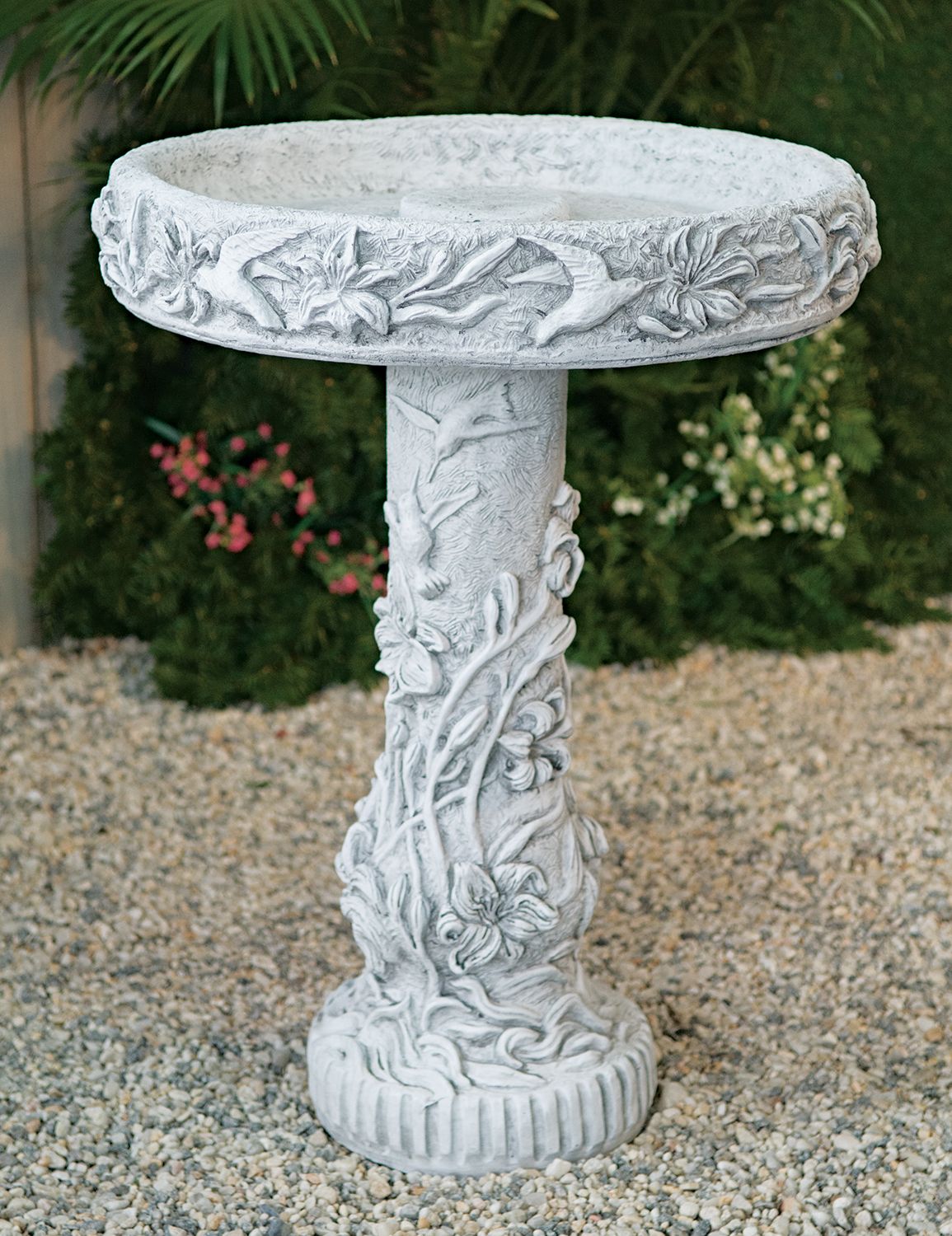 68020 Hummingbird Bath