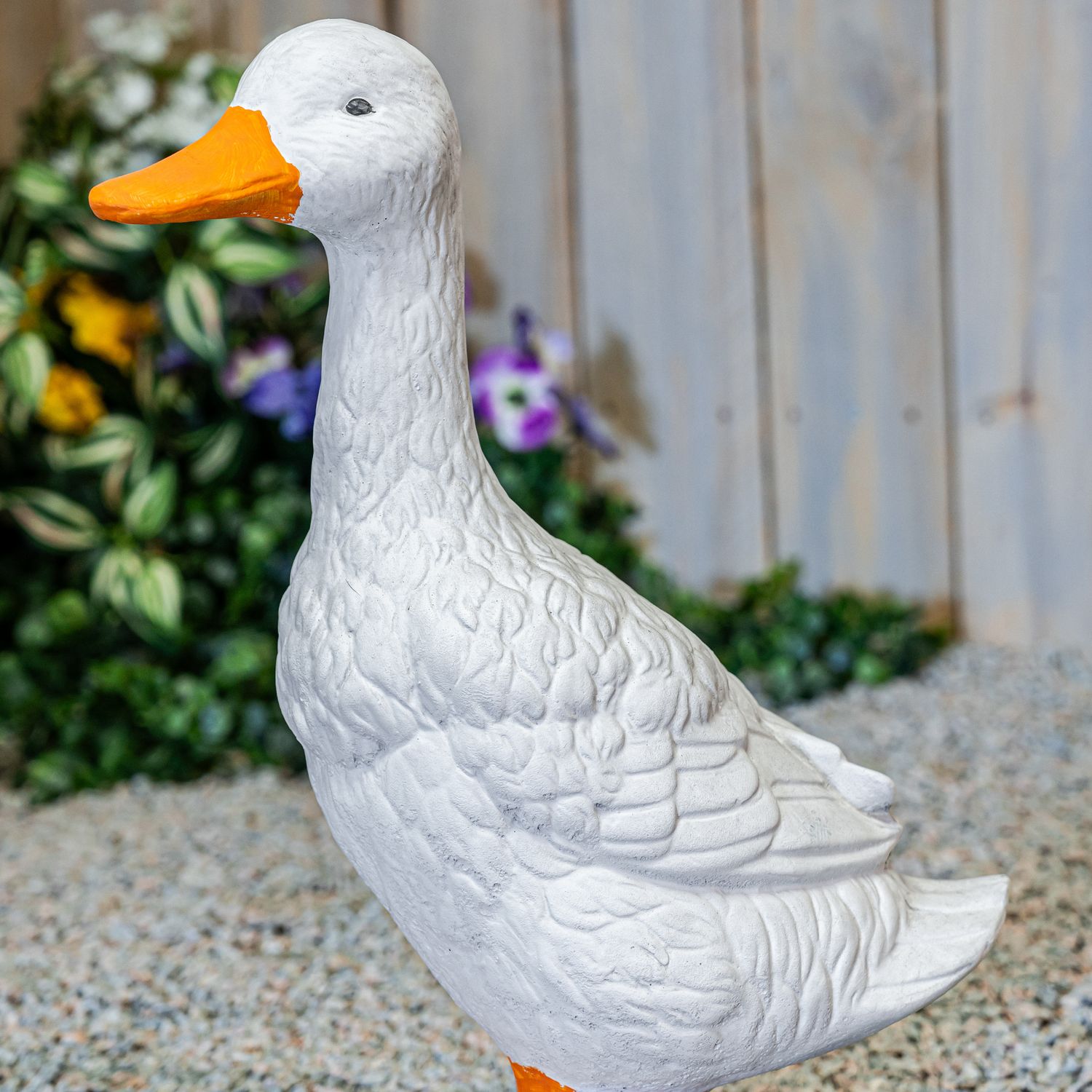 48001 Waddling Duck