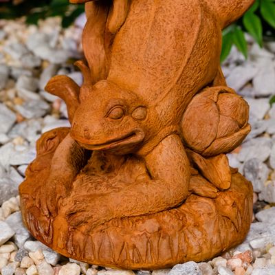 62007 Frog Holding Lily Pad