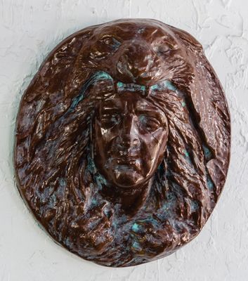 66045 Native American w/ Cougar Plaque