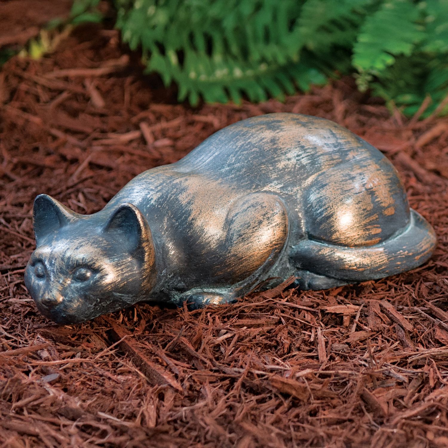 53001 Lg. Crouching Cat