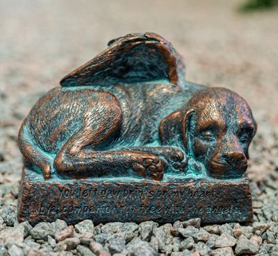 55025 Sm. Dog w/ Wings