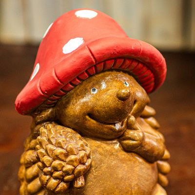 46048 Happy Hedgehog w/ Hat