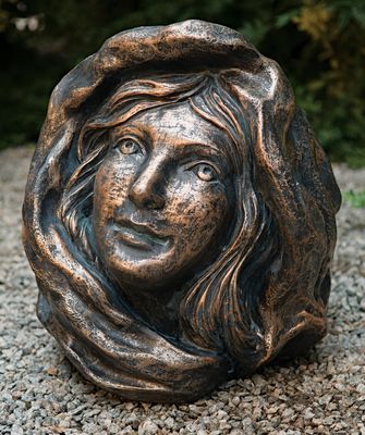 72005 Cassandra Head Planter