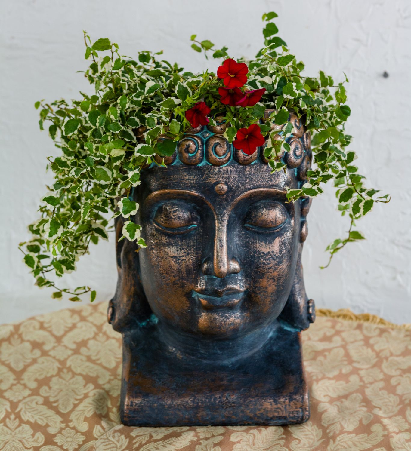 72007 Buddha Head Planter