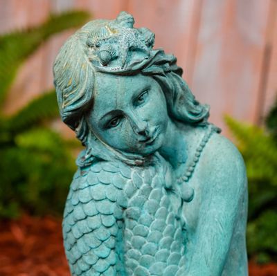 37008 Gazing Mermaid