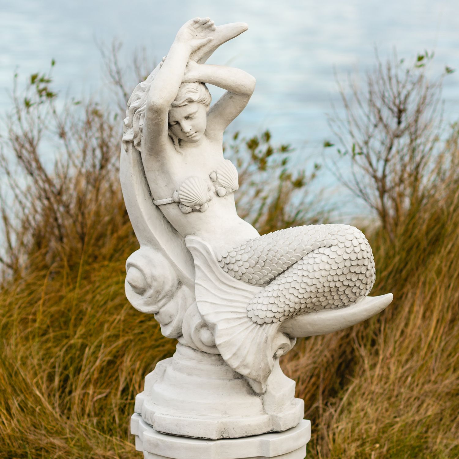 37019 Lg. Mermaid in Moon