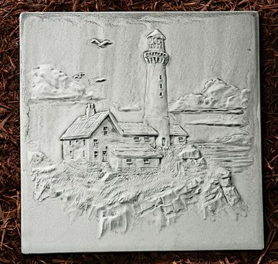 75020 Lighthouse Stepping Stone