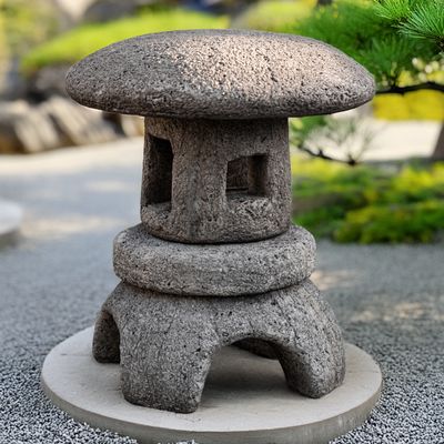 39013 Round Stone Pagoda
