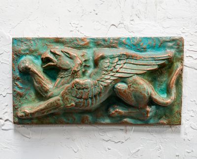 66075 Griffin Plaque