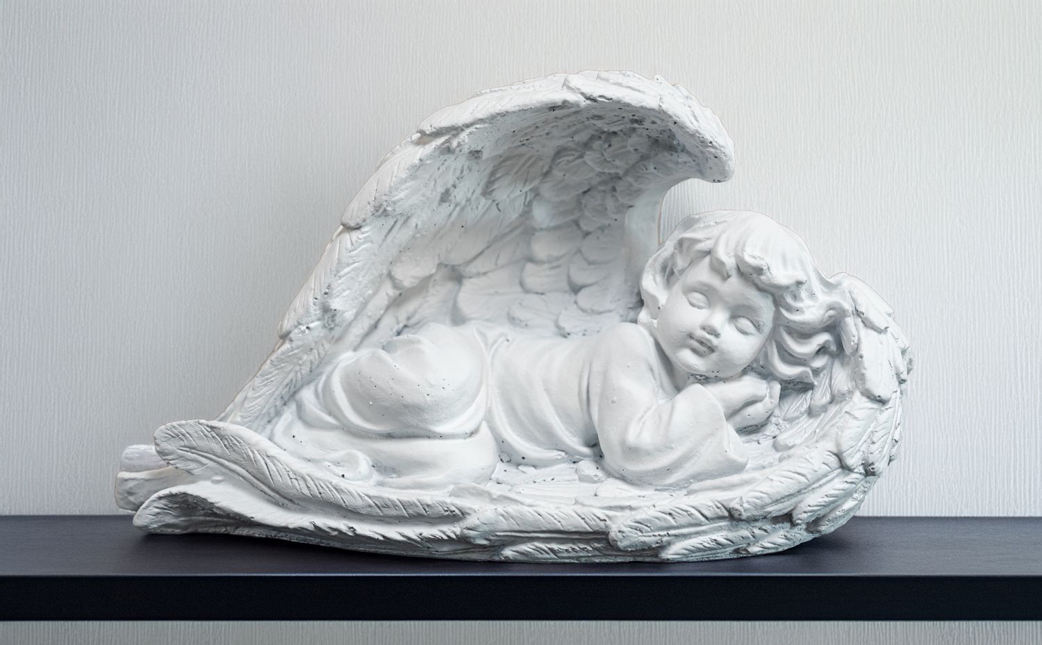 33023 Sleeping Angel