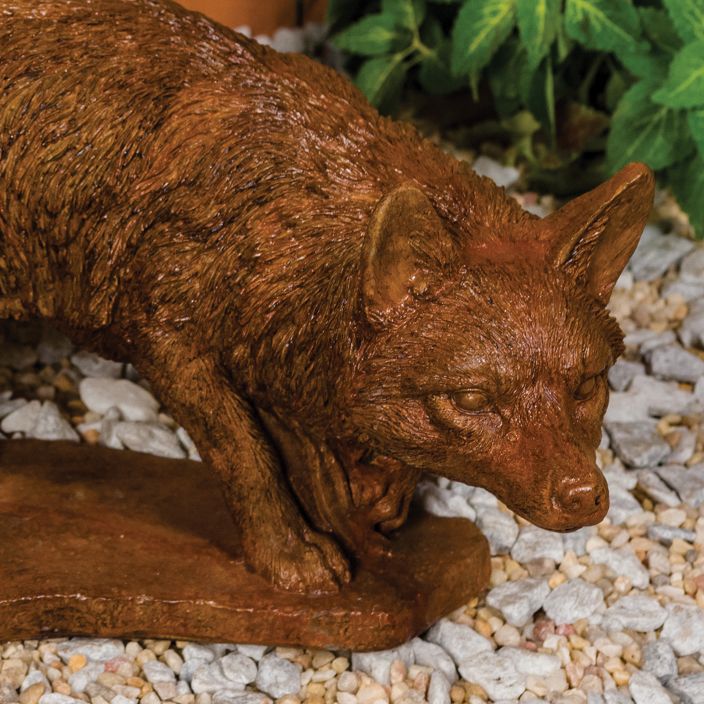 46031 Crouching Fox