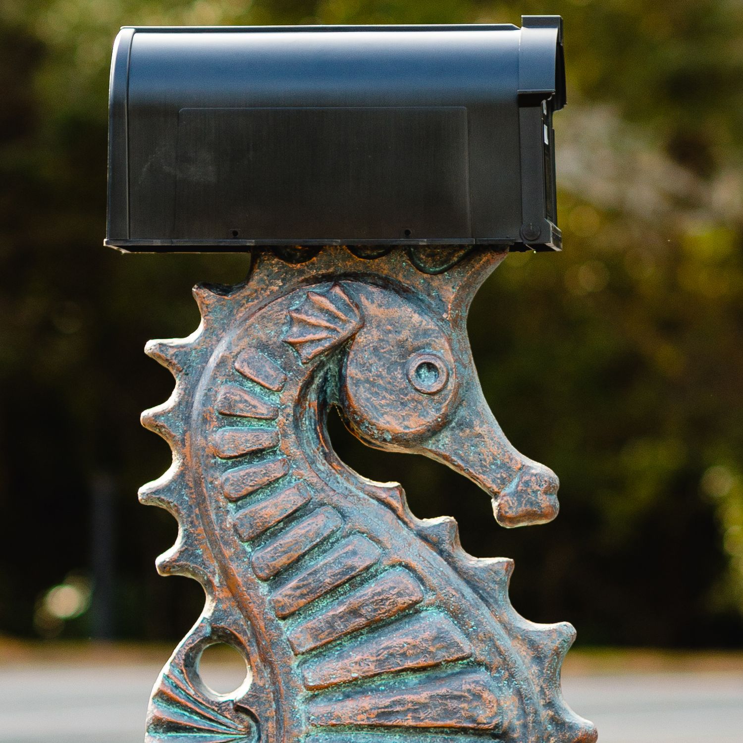 58076 Lg. Seahorse Mailbox Stand