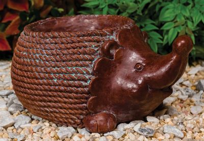 71040 Lg. Hedgehog Rope Pot