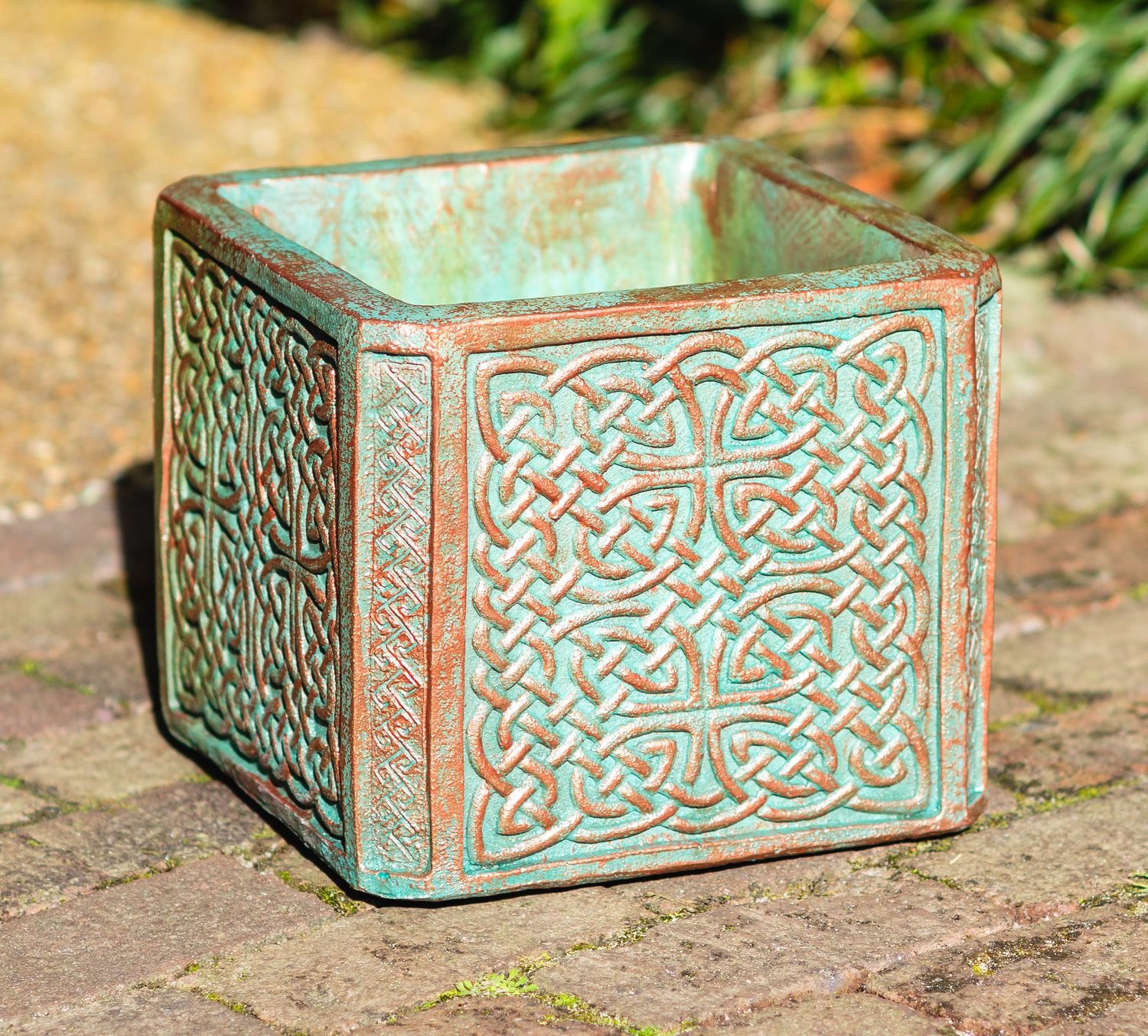 71063 Square Celtic Pot