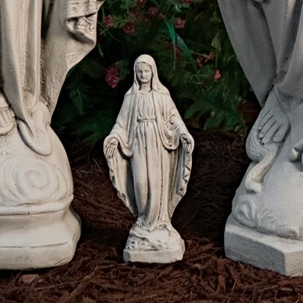 35002 Ex. Sm. Madonna