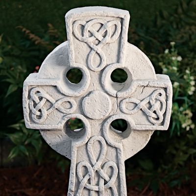 35016 25" Celtic Cross