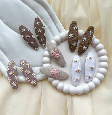 Floral Furry (6 cm)