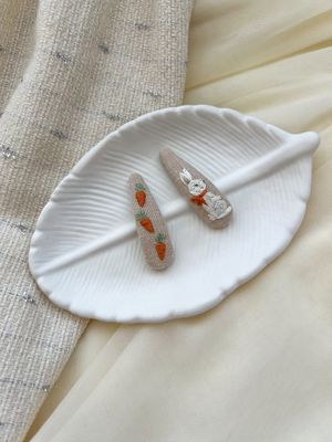 Bunny Carrot Clips