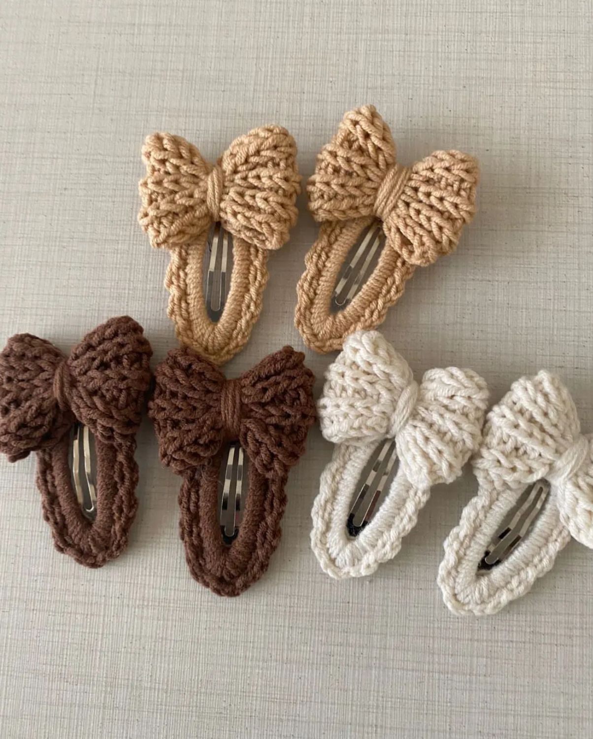 Agrafe Fundita crem crochet