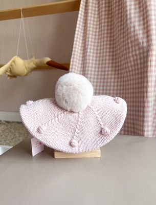 Bereta Merino cu Pompon Iepuras Rex