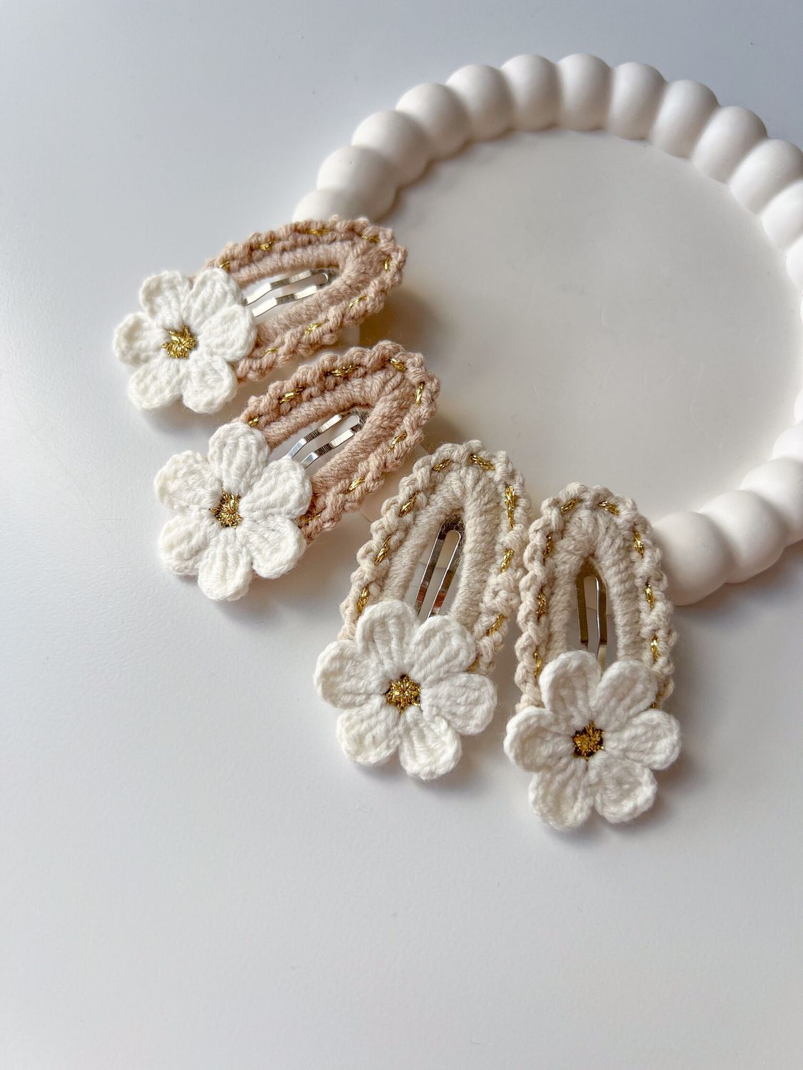 Agrafe minimalistic flowers