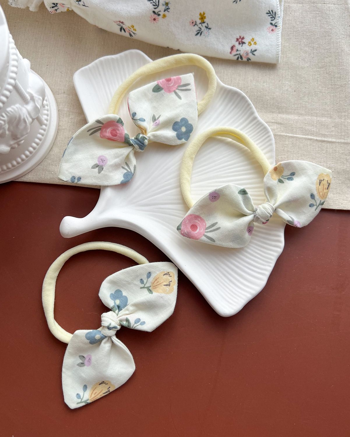 Bentita pe elastic bunny cu print Flowers