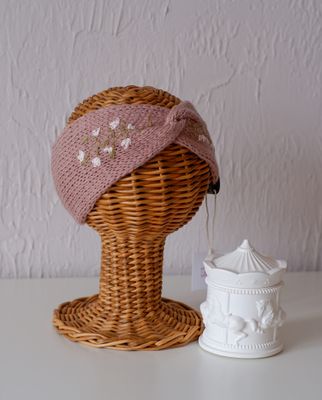 Bentita merino cu broderie