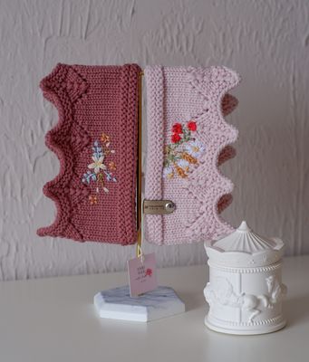 Bentita merino cu broderie