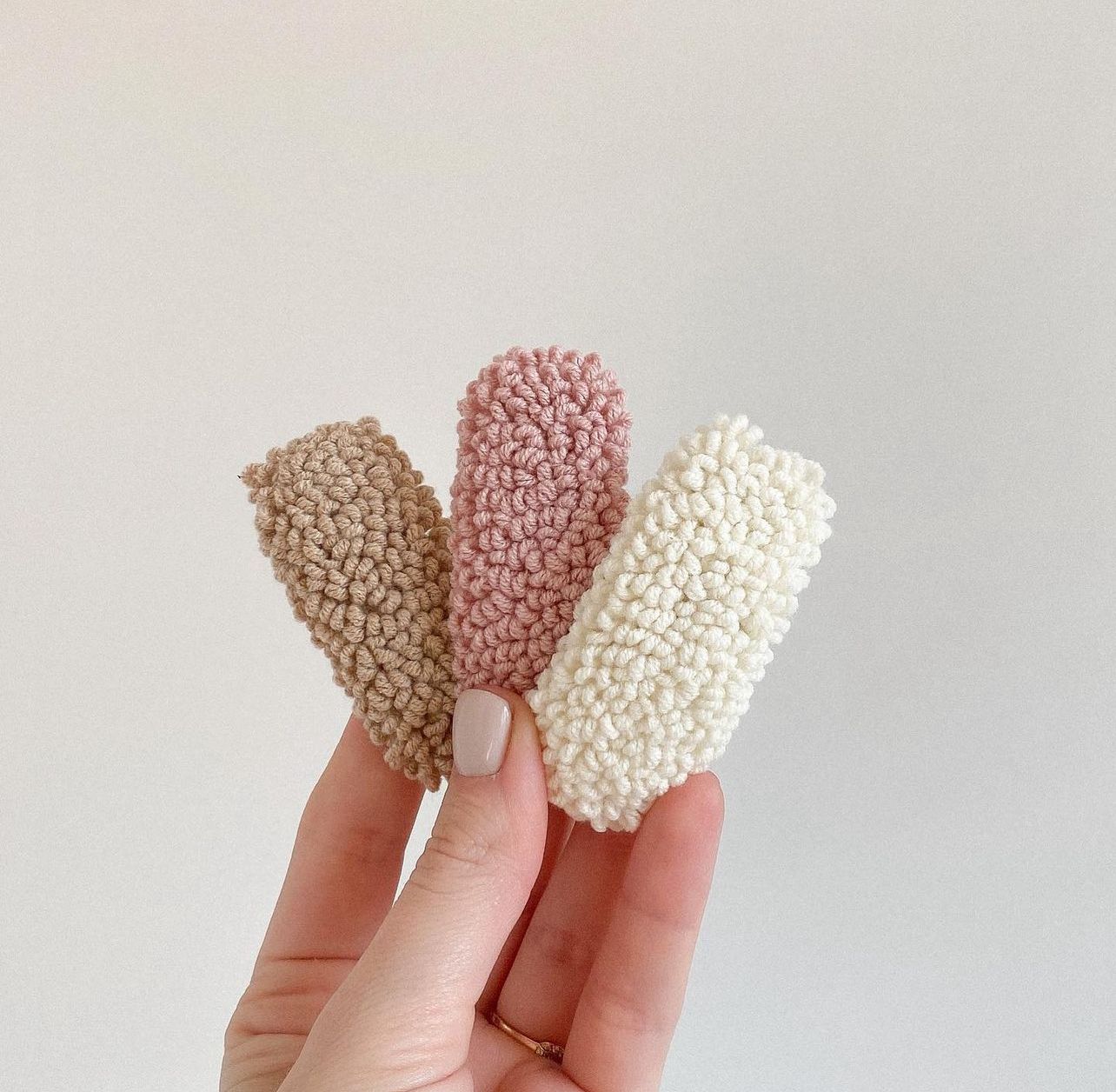 Clama broderie Fluffy Charm