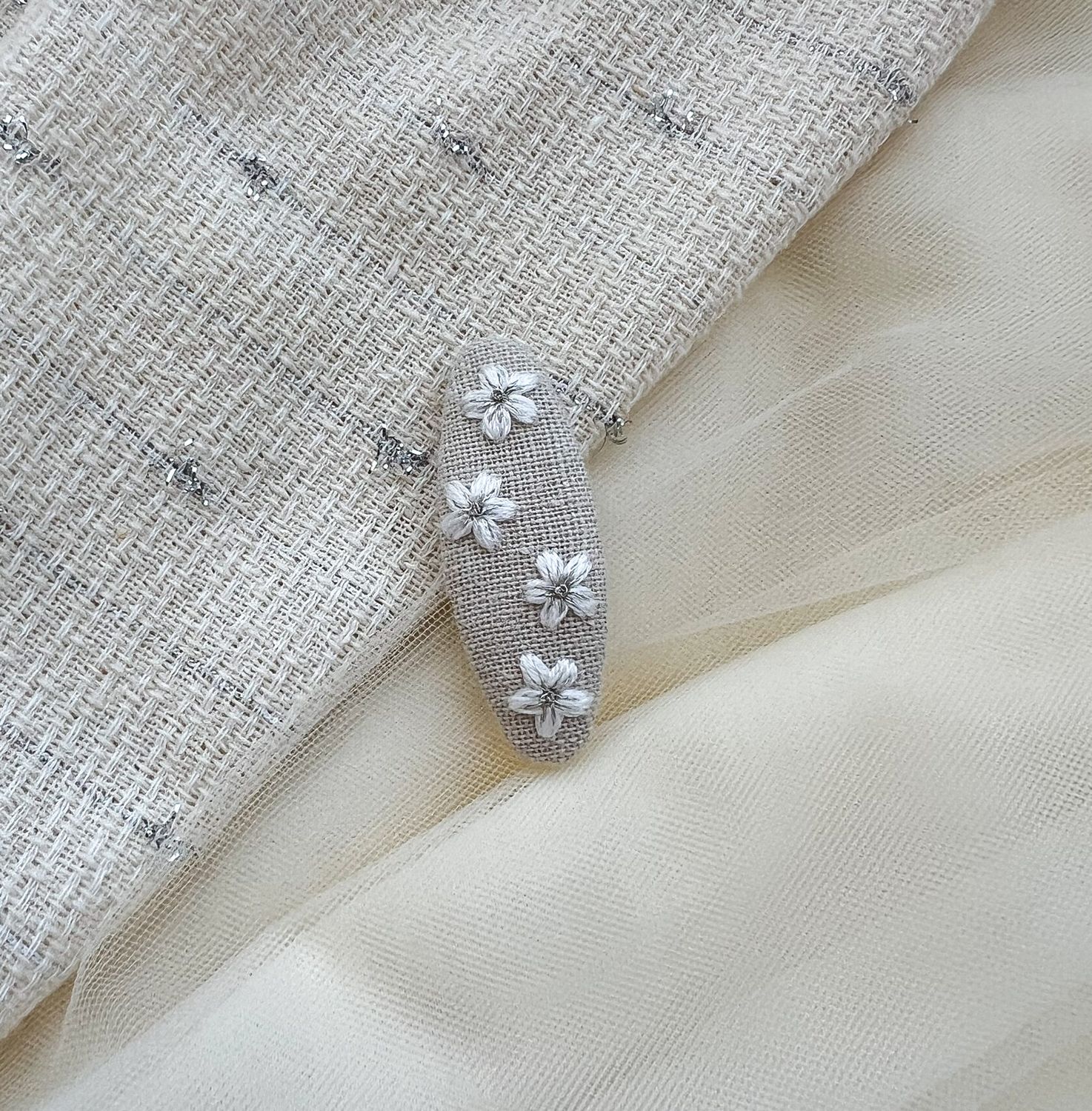 Gentle Petal Hairpin
